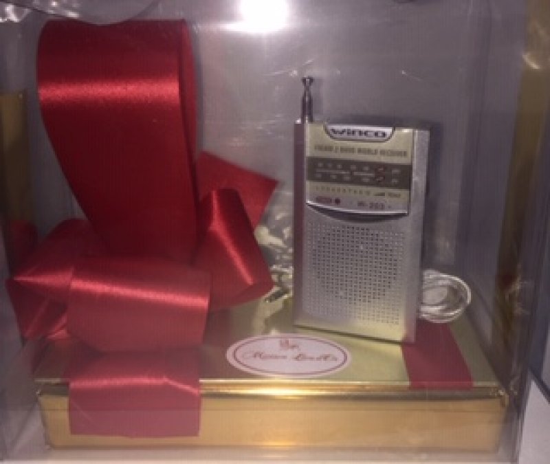 Radio AmFm con auriculares con bombones