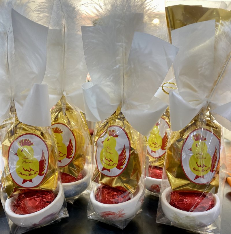 Centro ceramica pint a mano Plumitas decorado